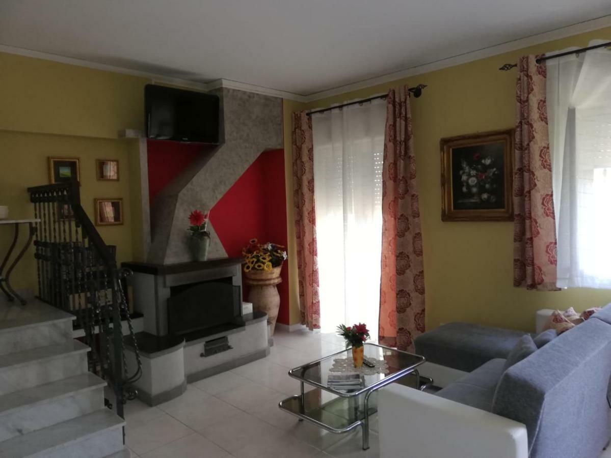 B & B Amici Dell'Etna Nicolosi Bagian luar foto