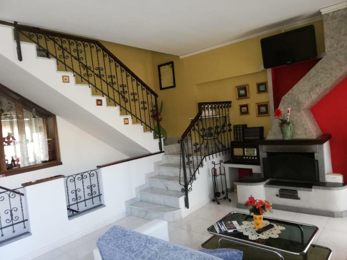 B & B Amici Dell'Etna Nicolosi Bagian luar foto