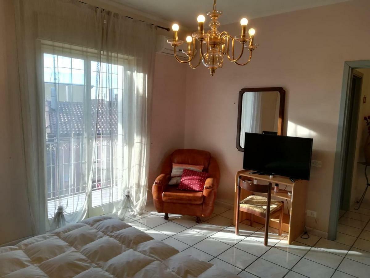 B & B Amici Dell'Etna Nicolosi Bagian luar foto