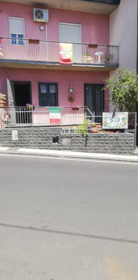 B & B Amici Dell'Etna Nicolosi Bagian luar foto